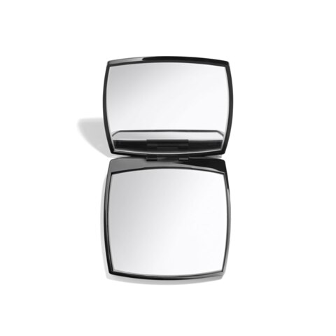 CHANEL Extra Plat